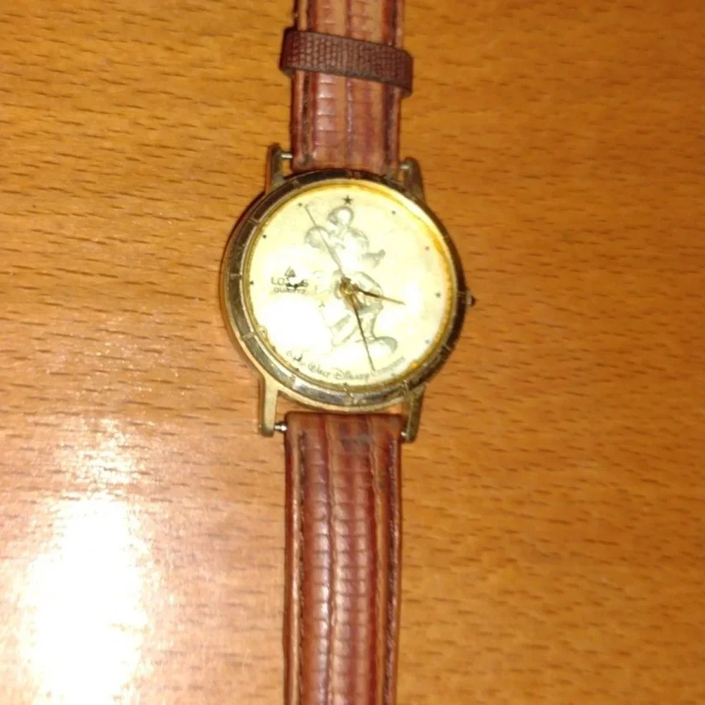 2 for $20😃Lorus Mickey Mouse Quartz Watch